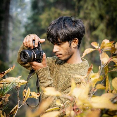 Portrait of Bogdana Chernenko, the practice guide.